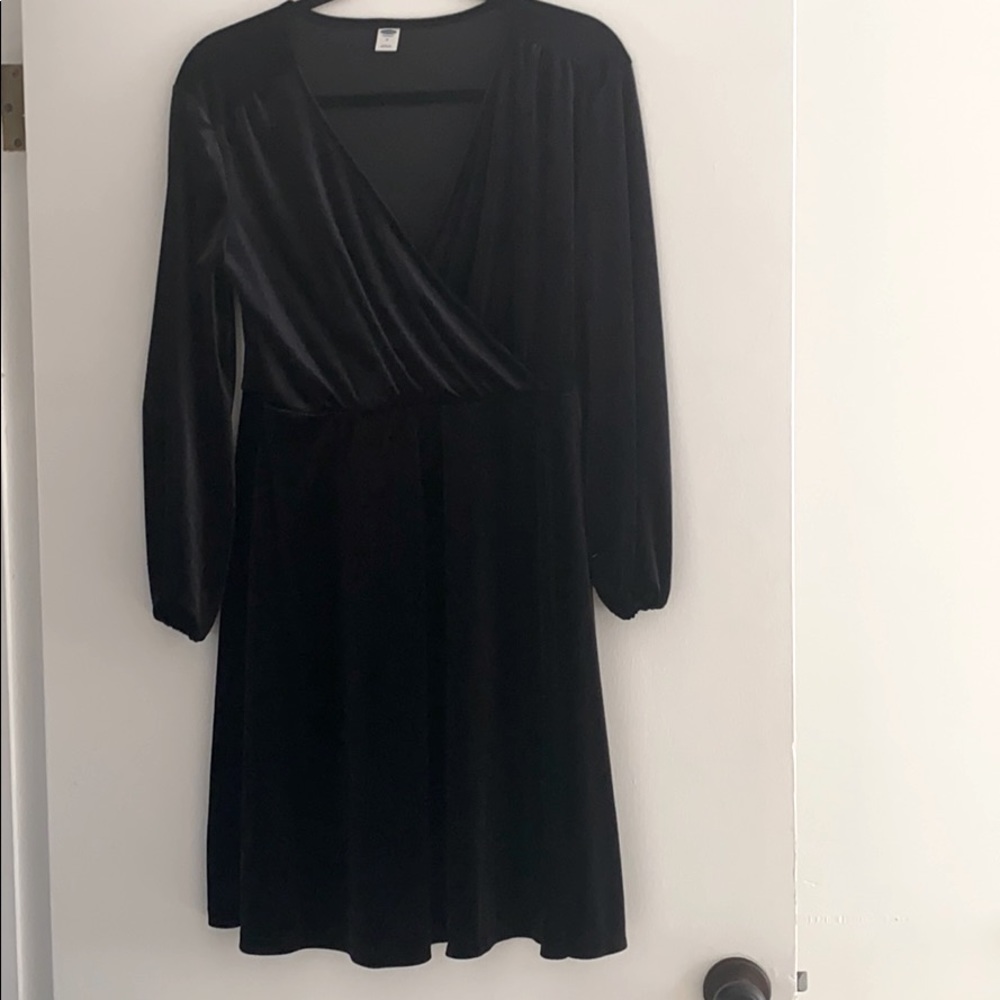 Black velour midi dress